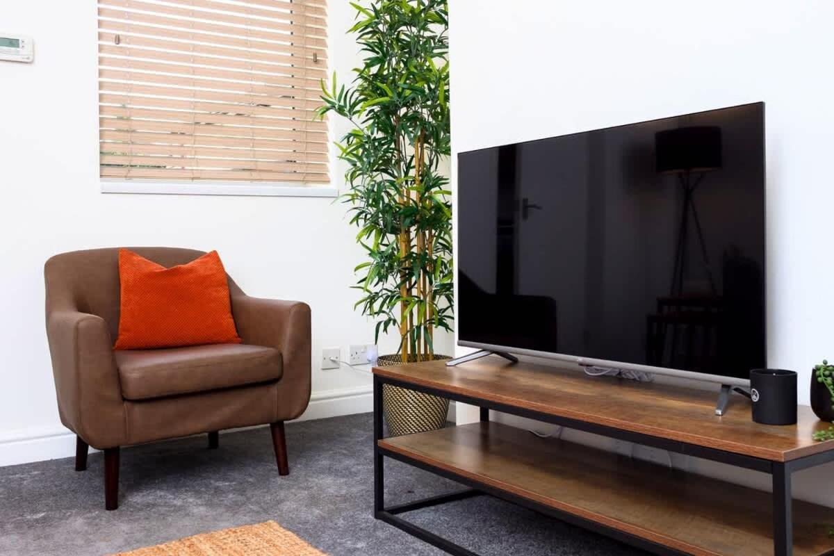 Penkhull House By Truestays - 4 Bedroom House In Stoke-On-Trent Extérieur photo